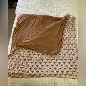 Little Sleepies Rust Rainbow blanket